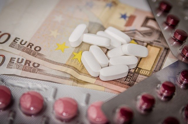OLG Frankfurt: Zur Beschränkung und Befristung des Krankenunterhalts