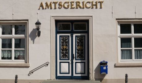 KG Berlin: Anzuwendendes Recht richtet sich nach erster Instanz