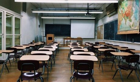 OLG Rostock: Übertragung der Entscheidungsbefugnis über die Auswahl der Grundschule auf einen Elternteil